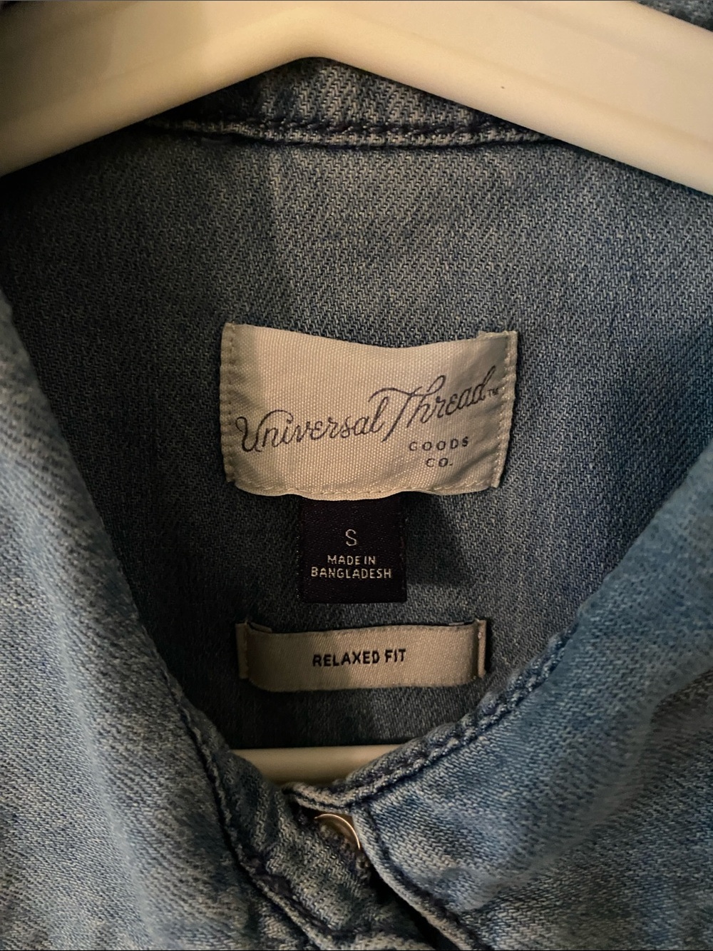 Universal Thread Relaxed Fit Button Down - Picture 3 of 4